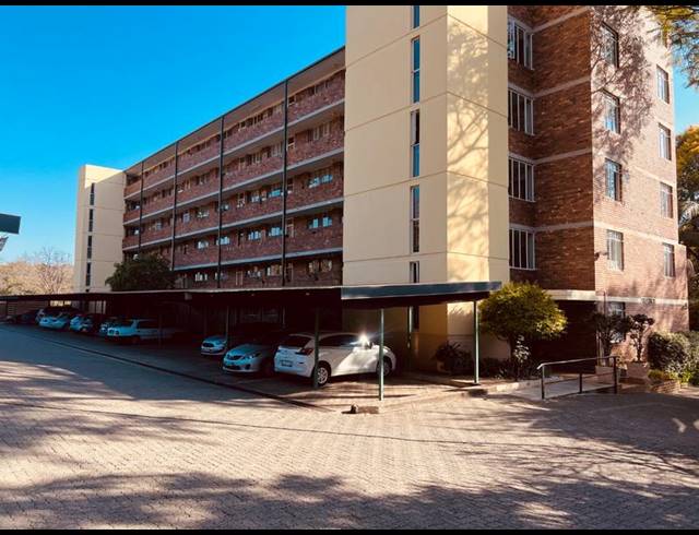 2 BEDROOM APARTMENT FOR SALE IN SILVERTON